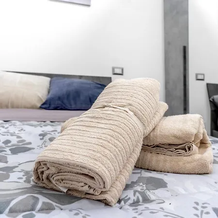 Апартаменты Porta Venezia-duomo Modern Loft Ac Wifi