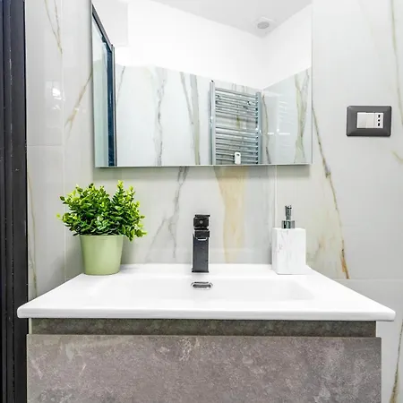 Апартаменты Porta Venezia-duomo Modern Loft Ac Wifi *